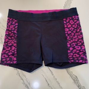 Lululemon short